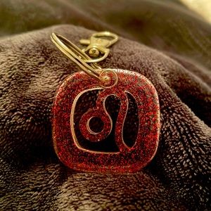 Leo zodiac keychain ♌️